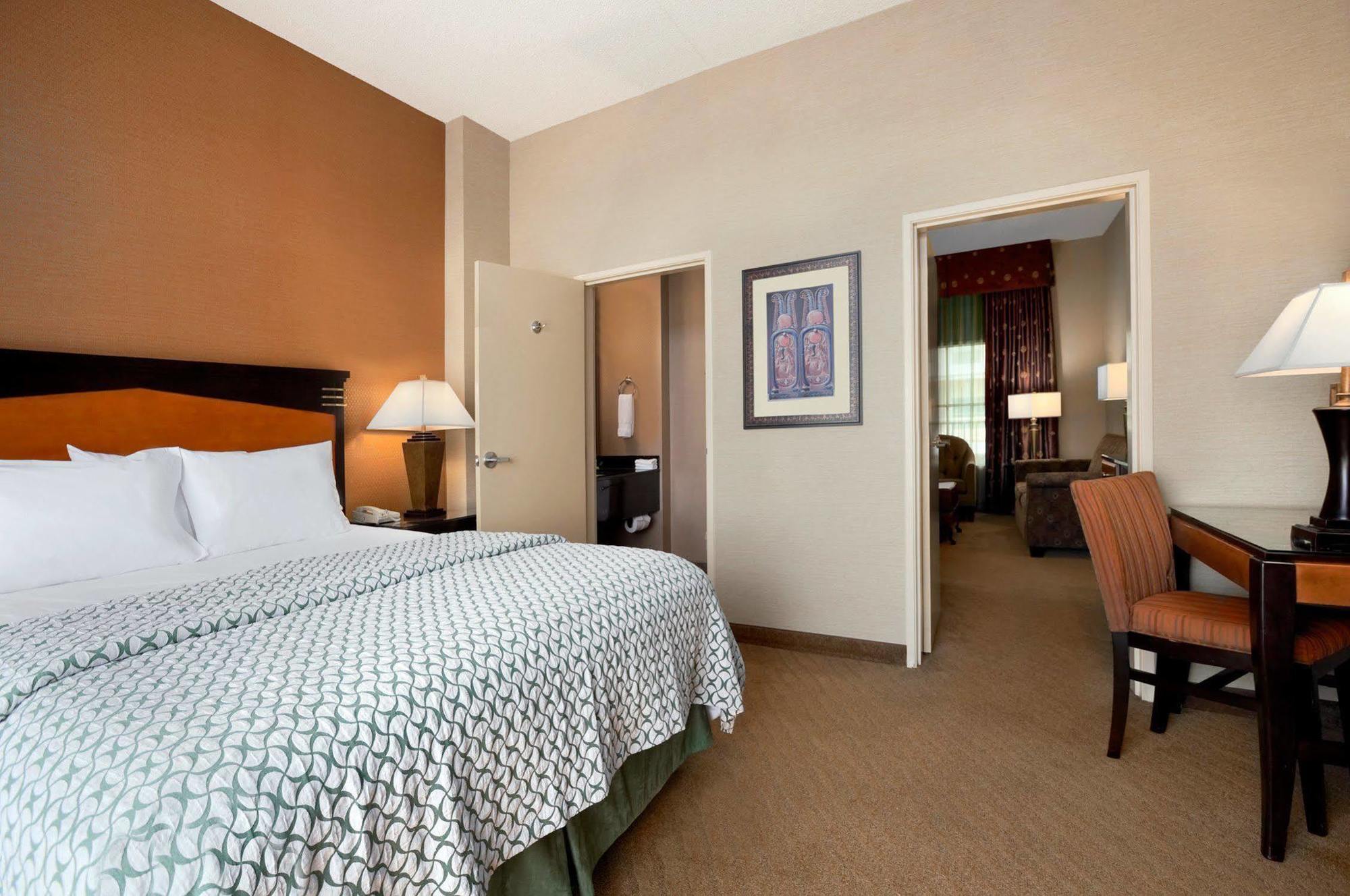 Embassy Suites By Hilton Brea - North Orange County מראה חיצוני תמונה